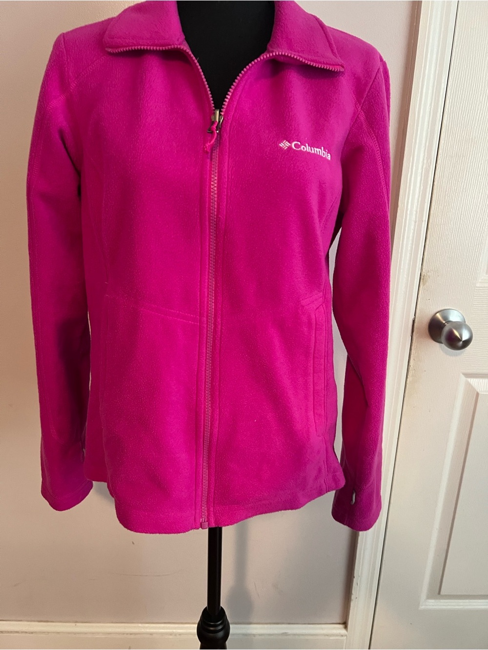 Columbia Women’s Jacket Size M Pink Fleece Lined Omni-Wind Breathable Windproof.